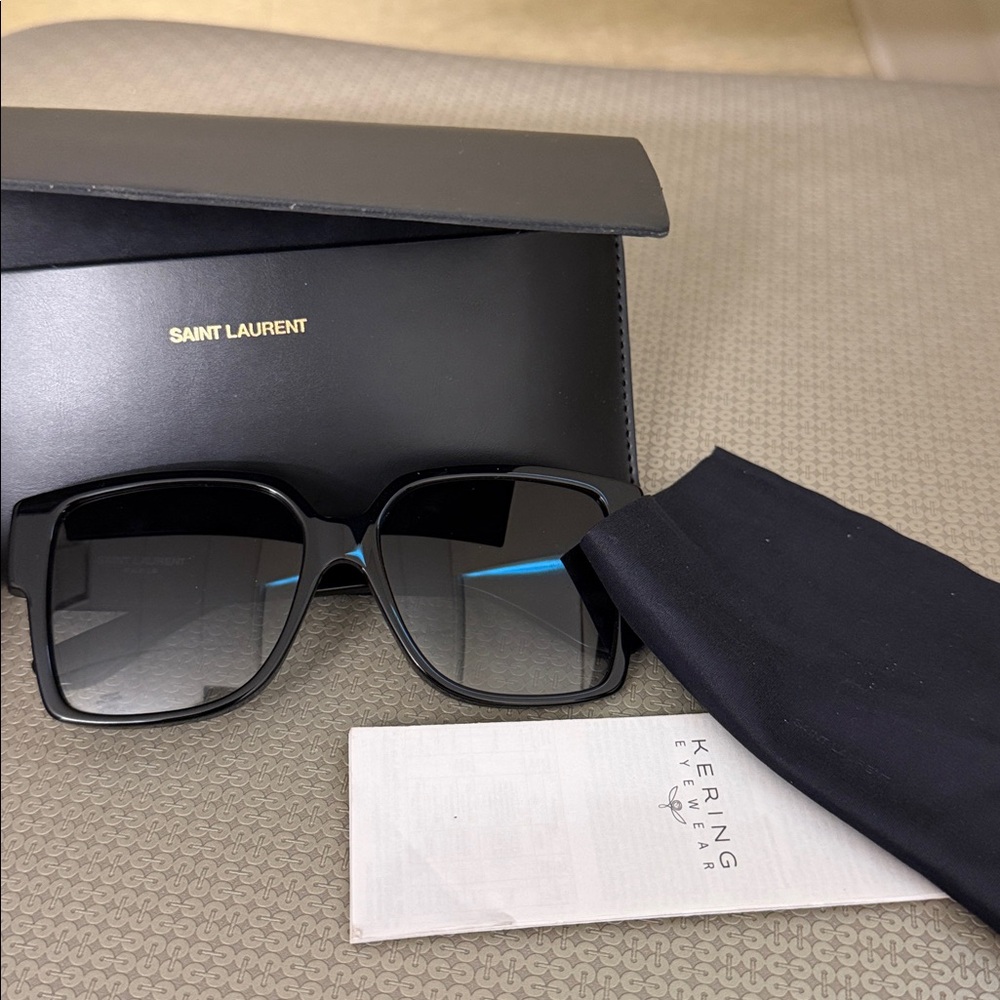 YSL Large Logo SO Black Sunglasses - Picture 6 of 6